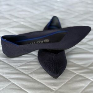 Rothy’s The Pointe Ballet Flat Shoes Navy Size 8 Women’s